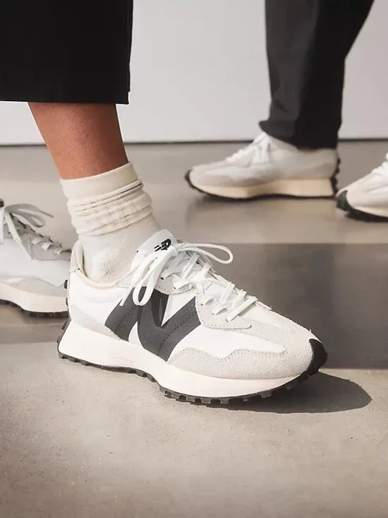 New Balance 327 Sea Salt with White & Black W7 - Picture 2 of 12